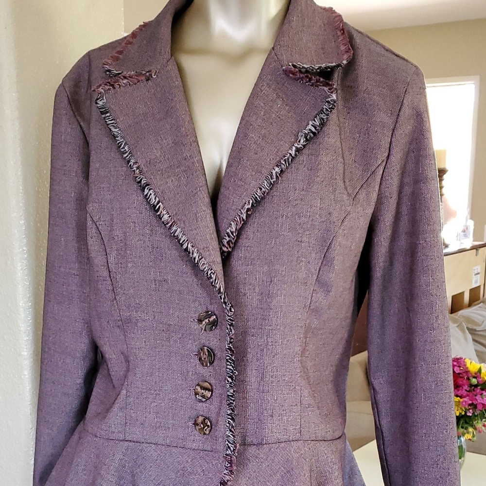 Alyn Paige Vintage Cropped Blazer